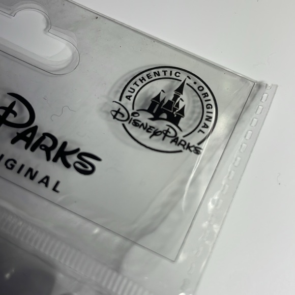 Disney Parks Authentic Minnie Mouse ballpoint pens, Set of 6 - black ink. - Picture 7 of 16